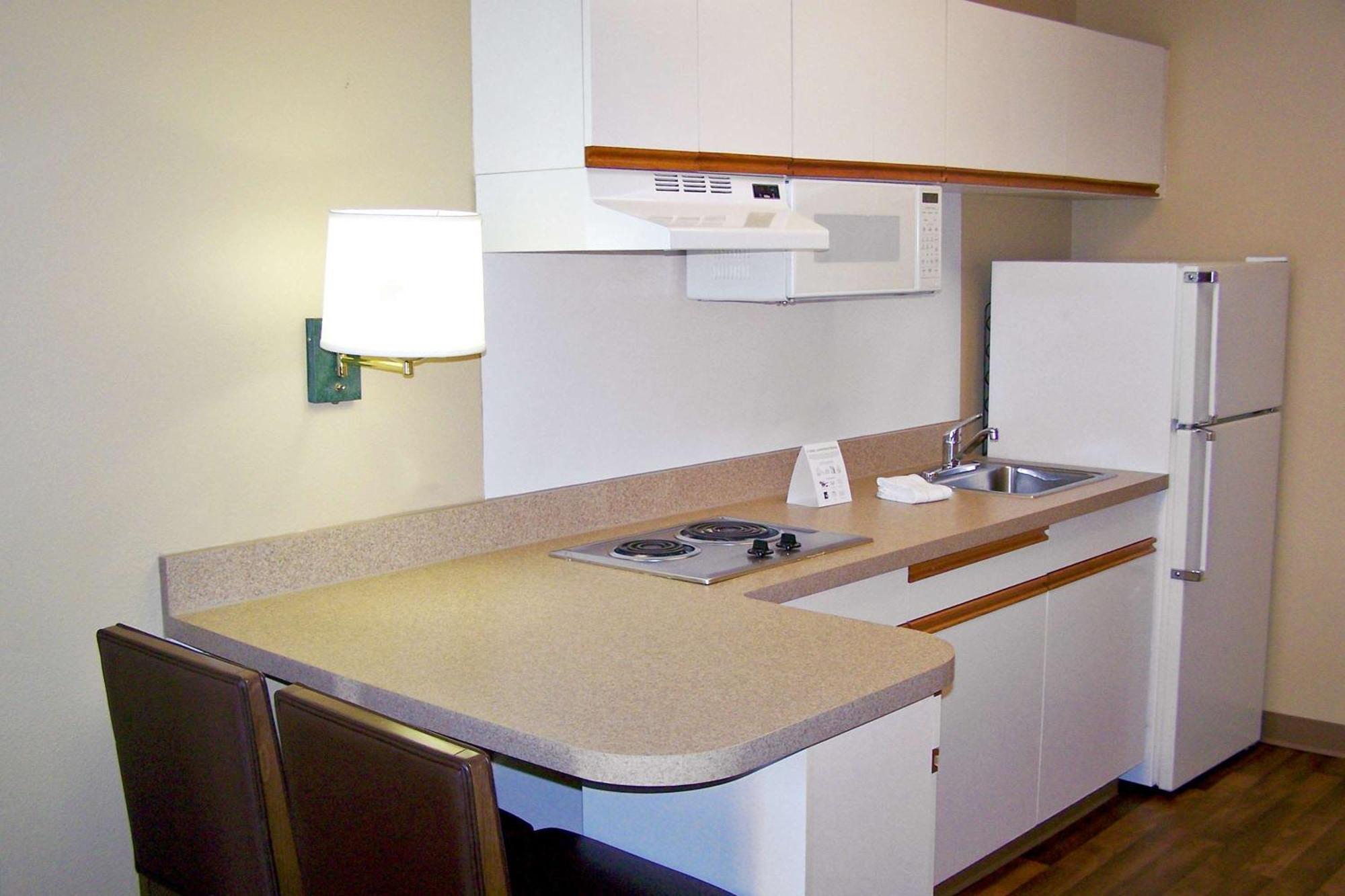 Extended Stay America Suites - Newark - Woodbridge Exterior foto